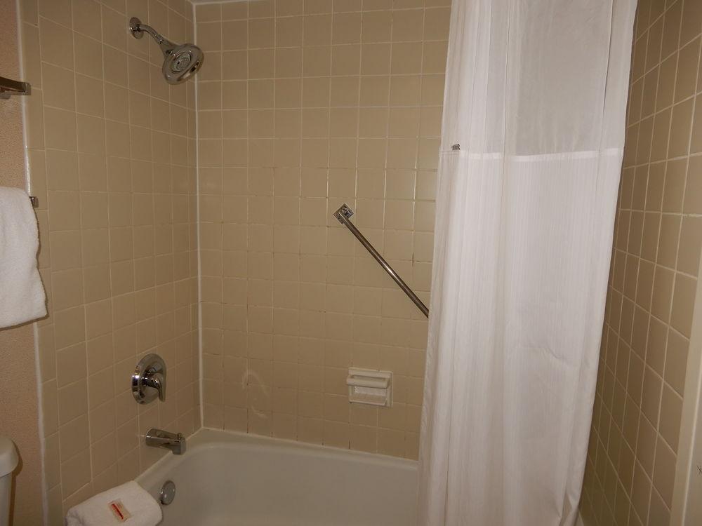 Clarion Hotel Milwaukee Airport Eksteriør bilde