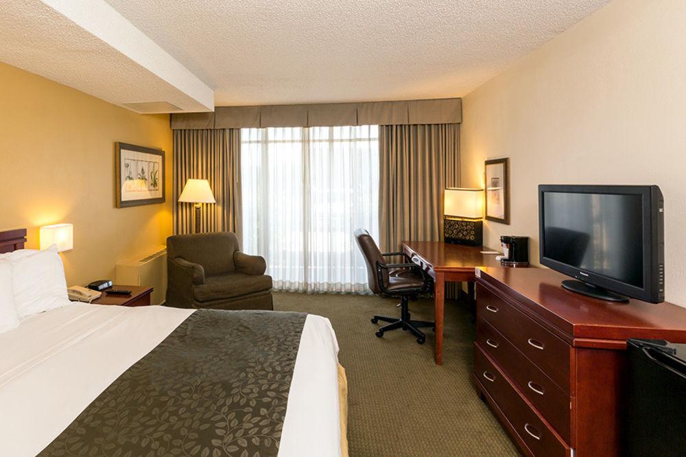 Clarion Hotel Milwaukee Airport Eksteriør bilde