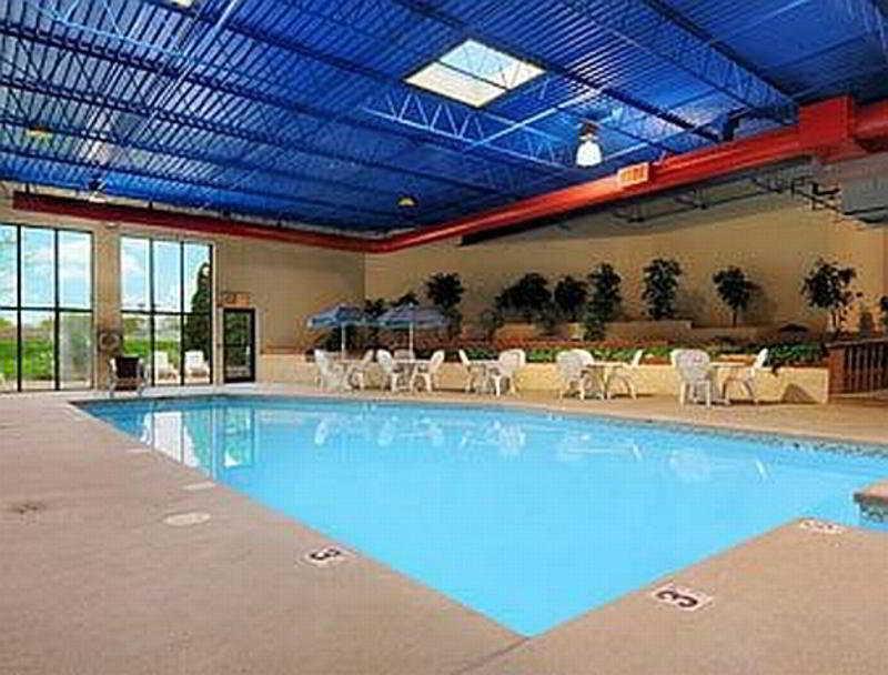 Clarion Hotel Milwaukee Airport Eksteriør bilde