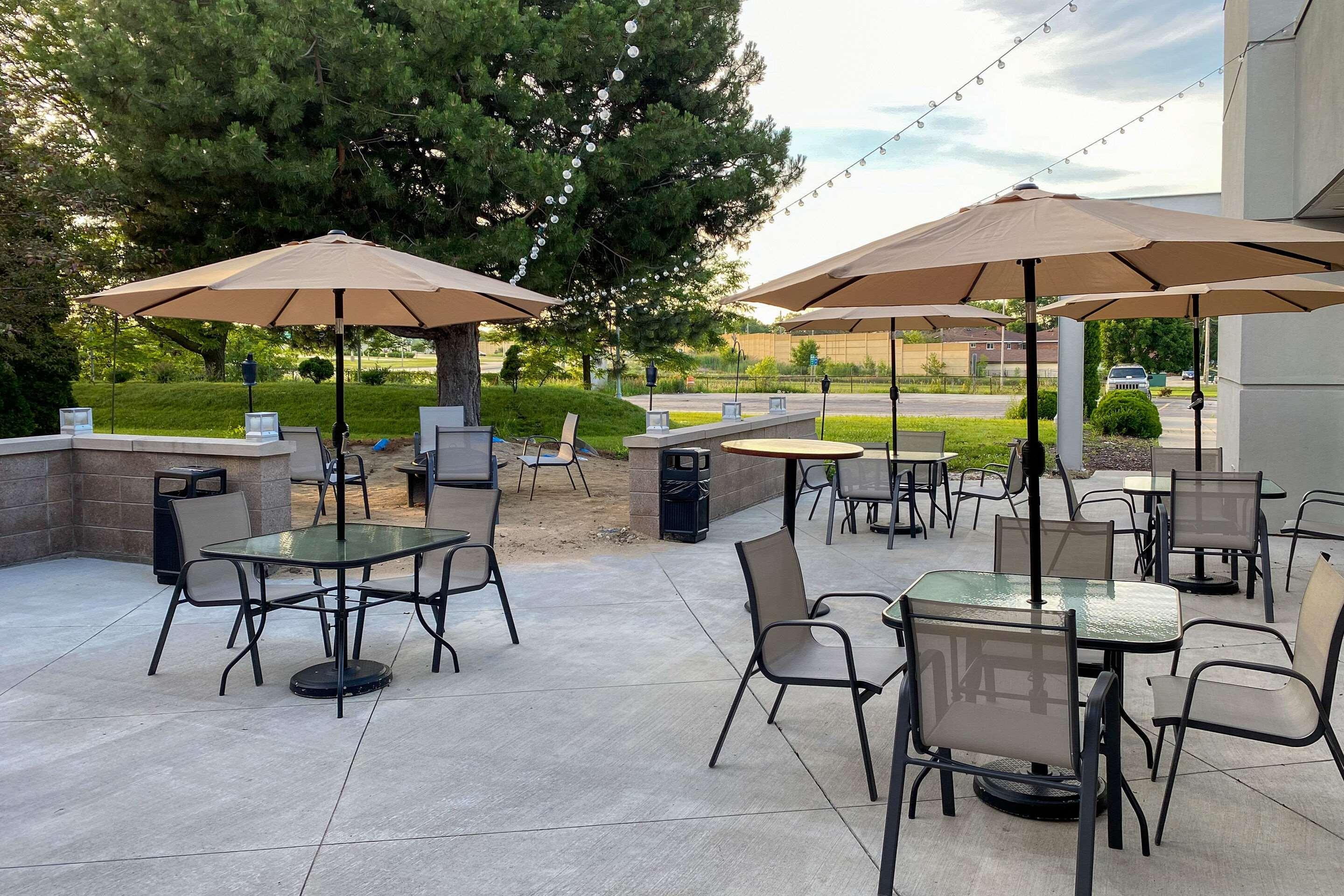 Clarion Hotel Milwaukee Airport Eksteriør bilde